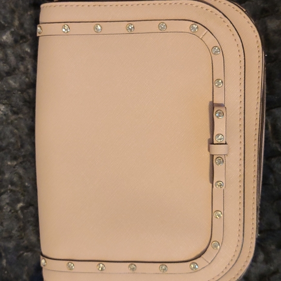 ♠️Kate Spade cross body♠️ - Picture 4 of 11